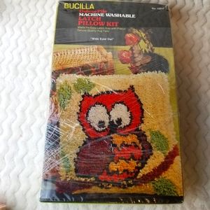 Bucilla Wide Eyed Owl Latch Hook Pillow Kit NEW